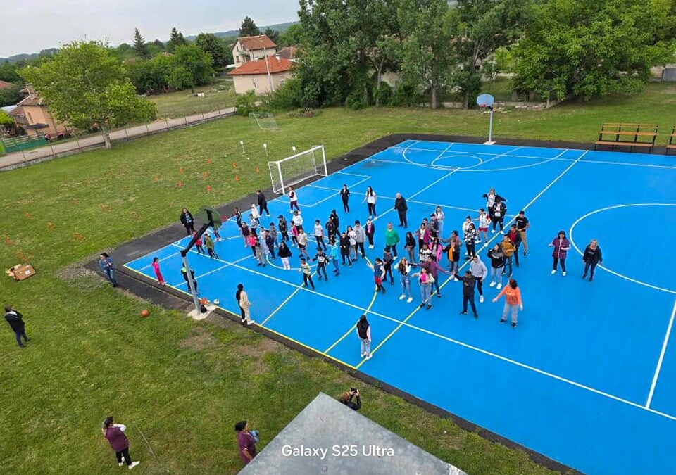 На 22.05 в СУ “ Никола Вапцаров „- с. Дреновец се проведе Спортен ден. 
 Той донесе много радост, усмивки и незабравими спомени на всички ученици и…
