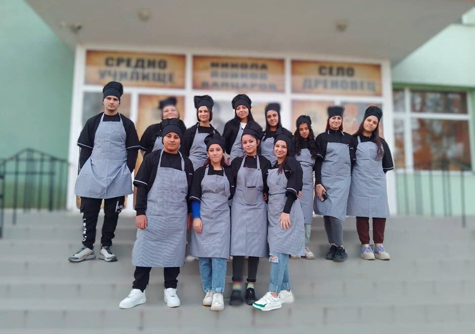 #
„Образованието отваря врати“
В рамките на Национална програма „Заедно за всяко дете“ успешно се проведе информационната кампания „Образованието…