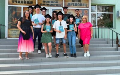 @
🎓 Дипломиране на Випуск 2026 🎓
❤️ Днес с вълнение, гордост и много добри пожелания изпратихме зрелостниците от Випуск 2026 на СУ „Никола Йонков…