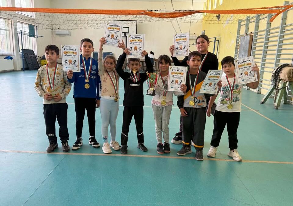 # Дейности по проект #
🏆 Спорт, приятелство и екипен дух в СУ „Никола Йонков Вапцаров“ – с. Дреновец! 🏓🏃‍♂️

В СУ “ Никола Вапцаров „- с. Дреновец…